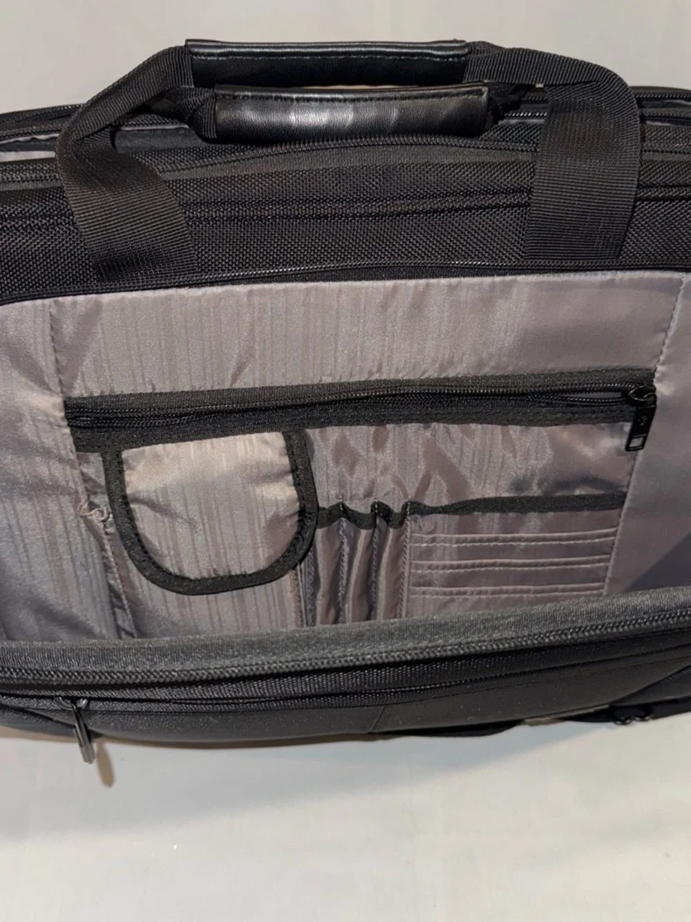 Samsonite Black Laptop Briefcase with Front Organizer and Padded Strap